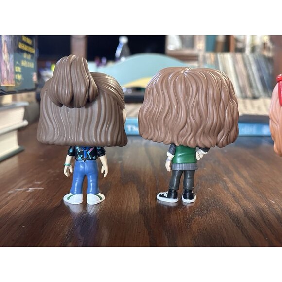 Lot Of 4 Stranger Things Funko Pops Dustin, Robin, Eleven, Max - Picture 5 of 6